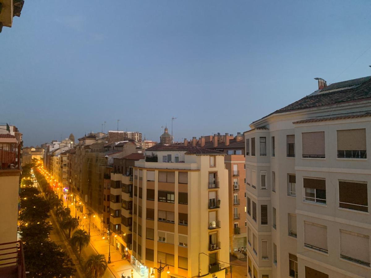 Апартаменты Un Hogar En El Centro Con Parking Gratuito Сарагоса Экстерьер фото